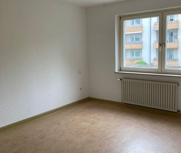 *WBS erforderlich* Helle 2-Zimmer-Wohnung mit Balkon zum Wohlfühlen! - Photo 1