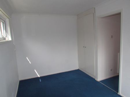 1 Bed House - Terraced - Photo 3