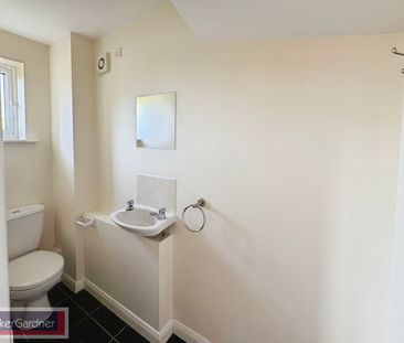 Woburn Place, Duxford - Photo 3