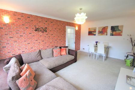 Devonshire Road, Pinner - Photo 3