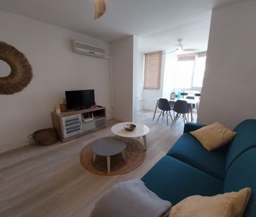 Location Appartement 2 pièces 38m² ST PAUL 97434 - Photo 1