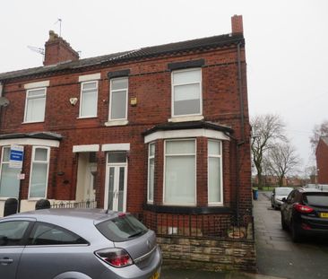 Alexandra Road, Eccles, Manchester, M30 - Photo 1