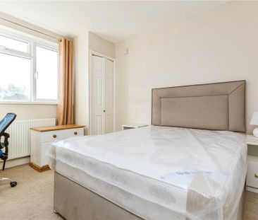 4 bedroom terraced house to rent - Photo 6