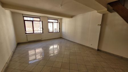 Location Appartement 3 pièces 80m² CONDE SUR L ESCAUT 59163 - Photo 3