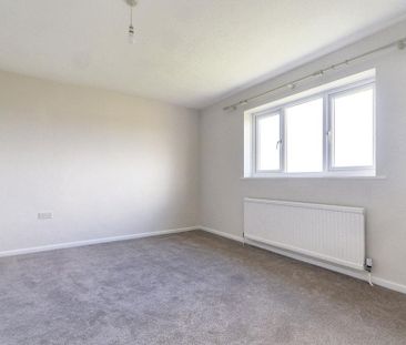 5 bedroom detached house to rent - Photo 4