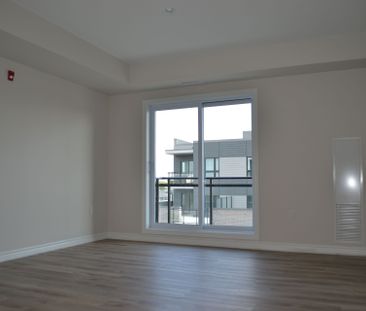 For Lease - 397 Codd's Road Unit# 604, Manor Park - Cardinal Glen a... - Photo 1