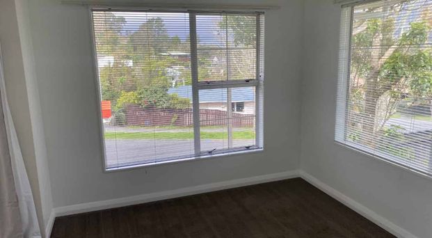 3 Bedroom home in Belmont - Photo 1