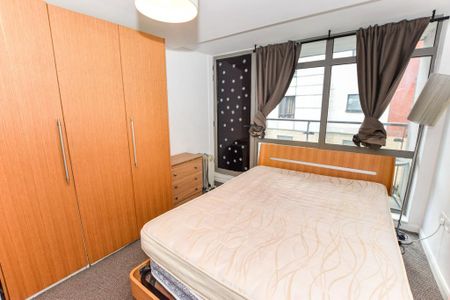 2 bedroom flat to rent - Photo 4