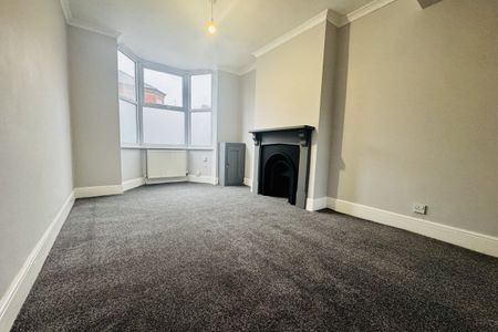 Cromwell Road - Photo 3