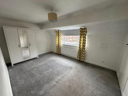 2 bedroom semi-detached house to rent - Photo 3