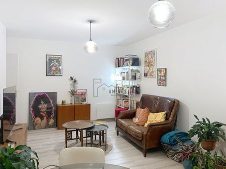 Location Appartement 3 pièces 66m² - Photo 2