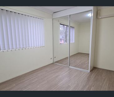 Spacious 2-Bedroom Apartment in a Prime Location! - Photo 6