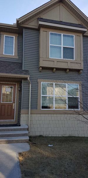 183 Evansborough Way NW, Calgary - Photo 1