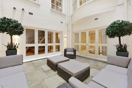 4 bedroom flat to rent - Photo 2