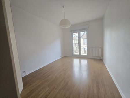 Location Appartement 3 pièces 69m² MELUN 77000 - Photo 3