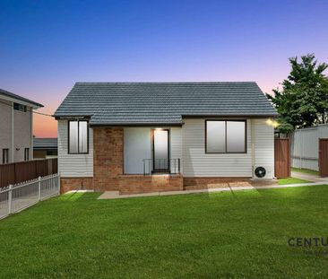 Freshly Renovated 2-Bedroom Home in Seven Hills! - Photo 1