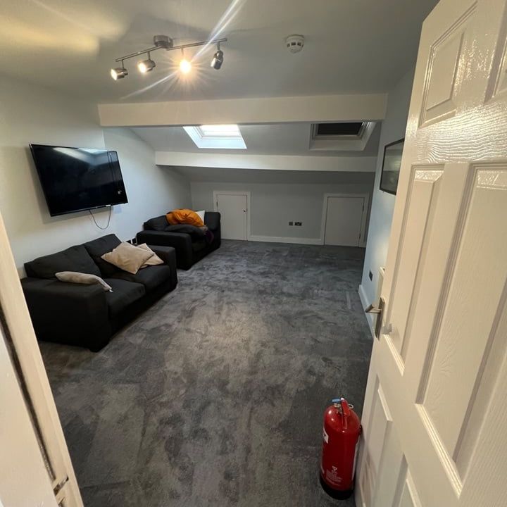 Room in a Shared House, Scarsdale Street, M6 - Photo 1