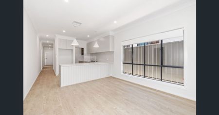 Near New 4-Bedroom Family Home – Modern, Spacious & Ready to Enjoy! - Photo 5