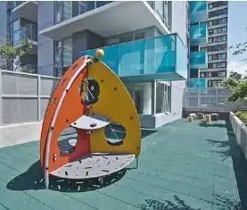 English Bay Residences — 1 Bedroom - 1 Bathroom - Photo 6