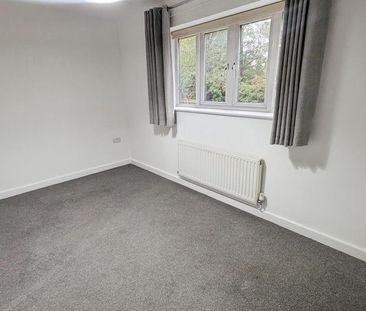 2 bedroom semi-detached house to rent - Photo 2