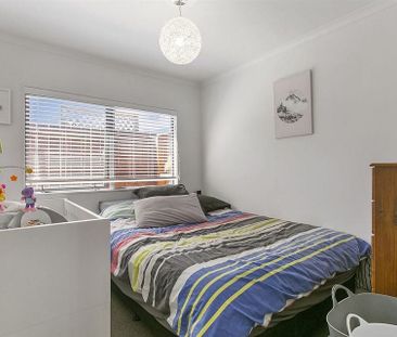 2 bedroom Flat at Bucklands Beach - Photo 5