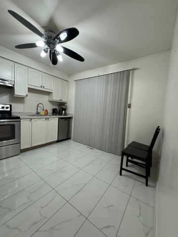 For Lease - 425 Elmwood Court Unit# Room, Oshawa, Ontario - Photo 5