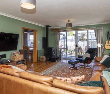 Pet friendly family home! - Photo 3