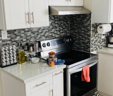 For Lease - 82 A Corby Crescent, Brampton, Ontario - Photo 5