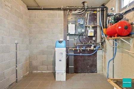Woning met 4 slaapkamers, grote garage en tuin - Foto 4