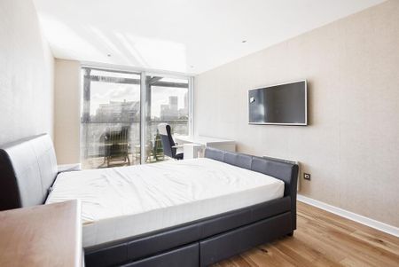 3 bedroom flat to rent - Photo 2