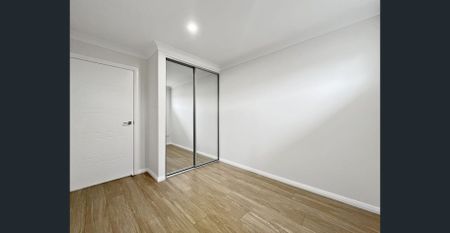 BRAND NEW STREET FRONTAGE GRANNY FLAT! - Photo 5