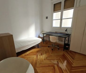 Calle de Miguel Moya, Madrid, Community of Madrid 28004 - Photo 3