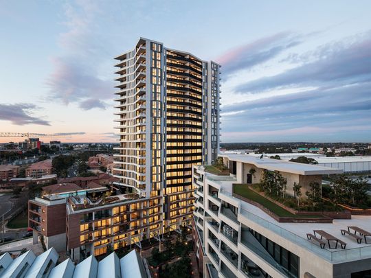 THE PAPERMILL’S FINEST HAS JUST BEEN LISTED ONTO THE RENTAL MARKET! - Photo 1