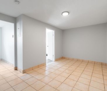 For Lease - 24 Brookside Street, London South, Ontario - Photo 2