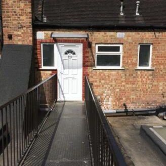 1 bedroom flat to rent - Photo 4