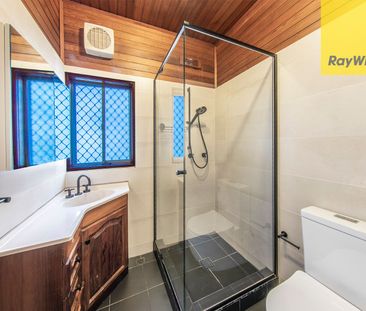 Charming Multi Room Family Home Situated On Parramatta CBD Fringe -... - Photo 1