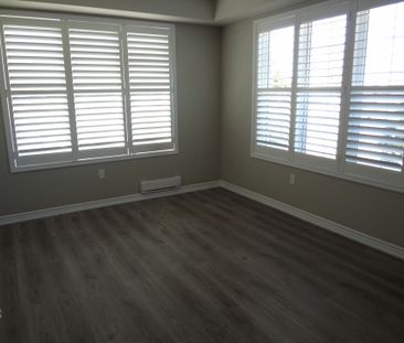 For Lease - 276 Polly Drive, Oakville, Ontario - Photo 6