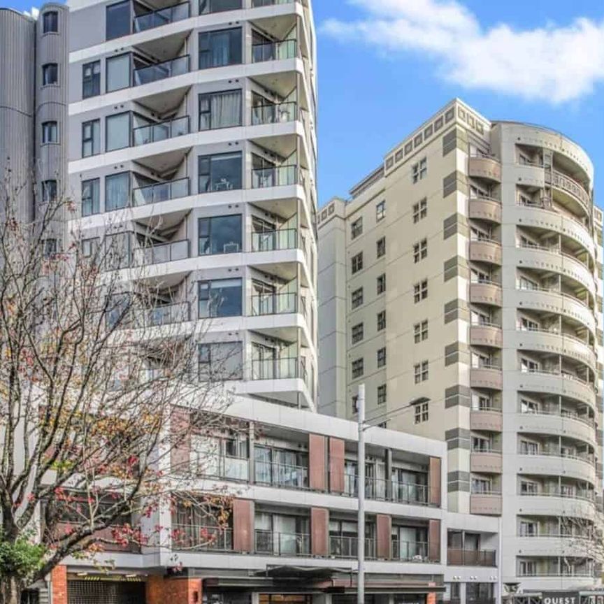 Spacious Studio Apartment - Cold water included - Photo 1