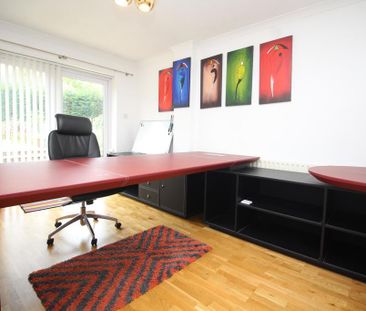 4 bedroom detached house to rent - Photo 4