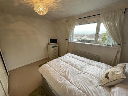 35 Glenalina Park, Belfast, BT12 7LD - Photo 5