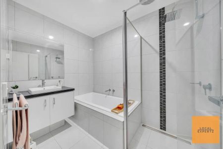 “Modern Family Comfort in a Prime Location of Tarneit!” - Photo 2