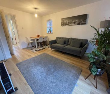 2 bedroom end of terrace house to rent - Photo 4