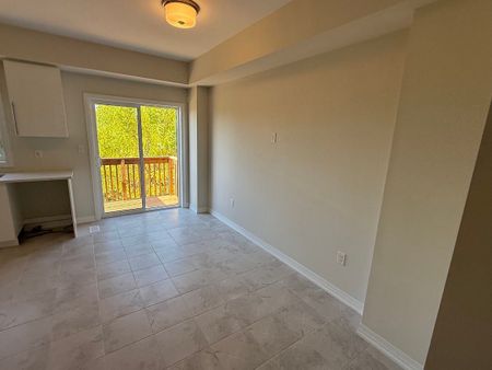 For Lease - 660 Colborne Street Unit# 41, Brantford, Ontario - Photo 3