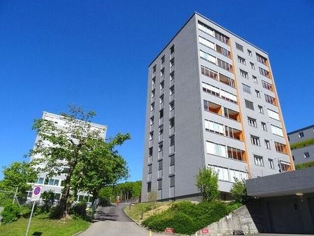 3-room apartment of 73 m2 with balcony - Photo 2