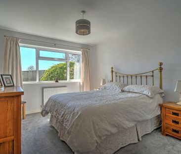 3 bedroom bungalow to rent - Photo 4