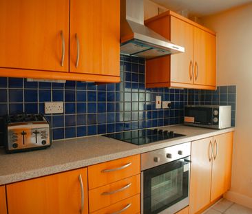 Room in a Shared Flat, Barrier Point Road, E16 - Photo 6