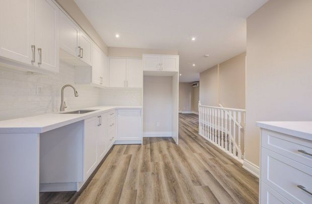 For Lease - 13 Normandy Place, Oakville, Ontario - Photo 1