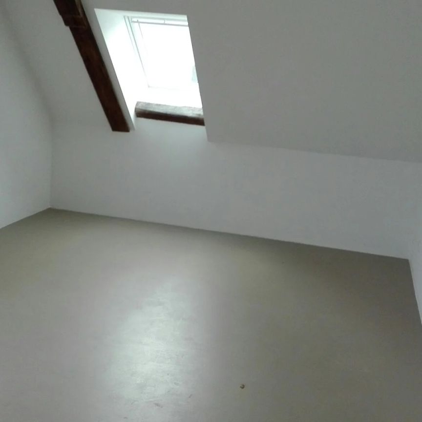 schöne 3-Zimmer-Wohnung mit möblierter Küche im Zentrum von Schärding - Foto 1