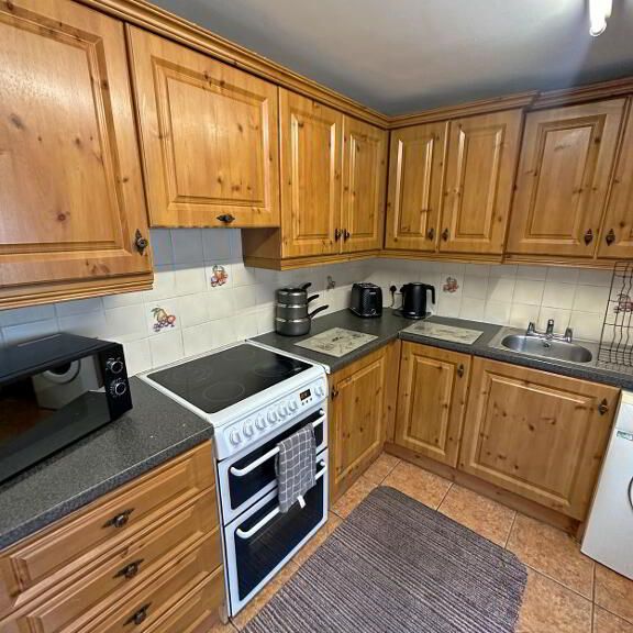 Room 3, 2 Haywood Ave, Belfast, BT7 3EU - Photo 1