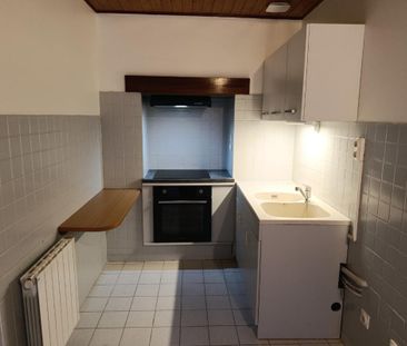 Location Appartement 2 pièces 38m² LA MOTTE SERVOLEX 73290 - Photo 2